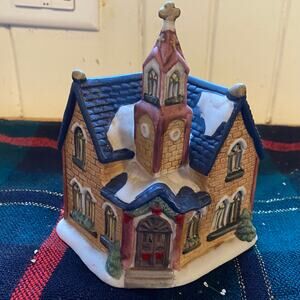 CORNER CHURCH‎ Bisque China Christmas Village Building